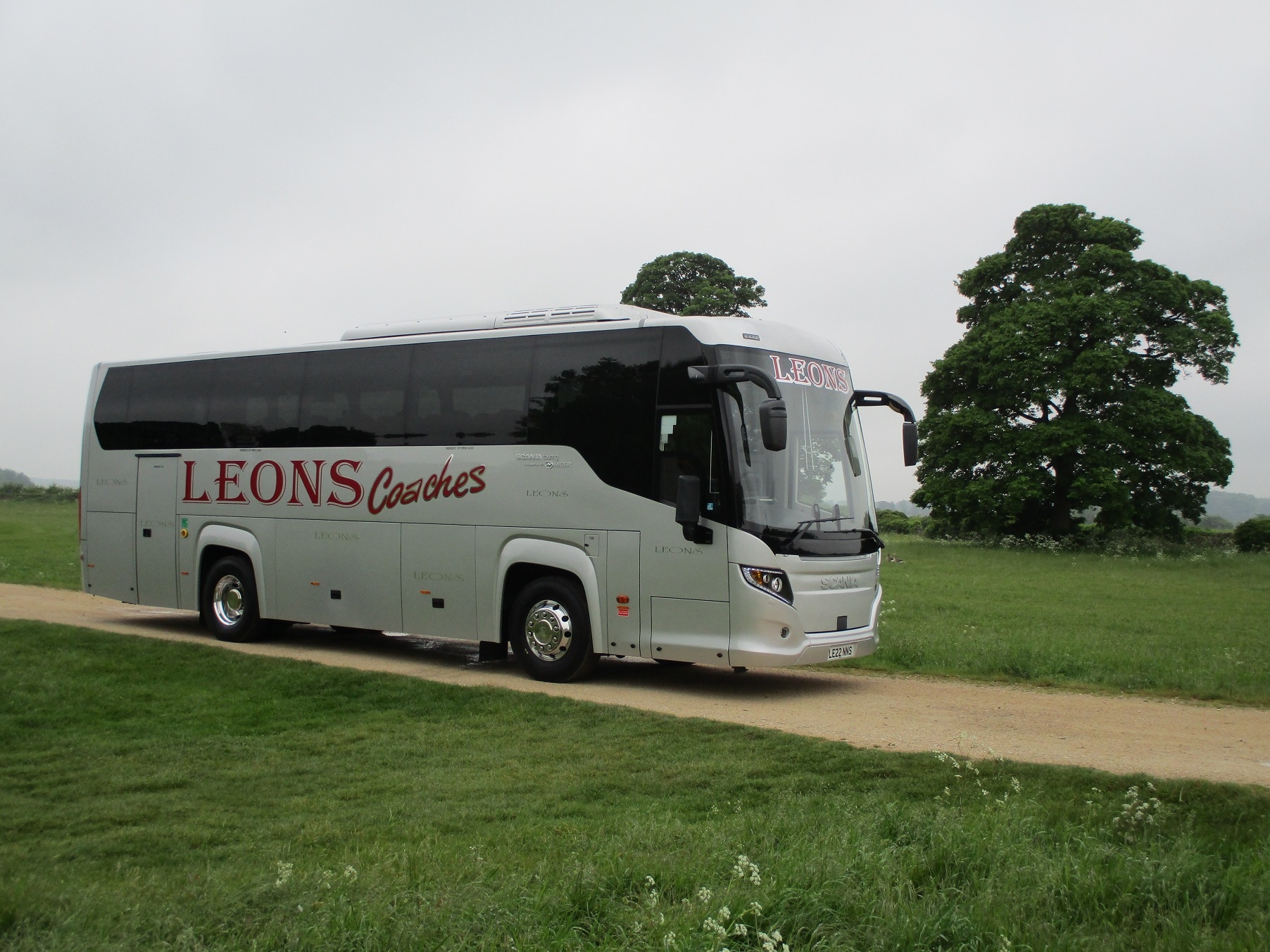 Mid-Size Coaches