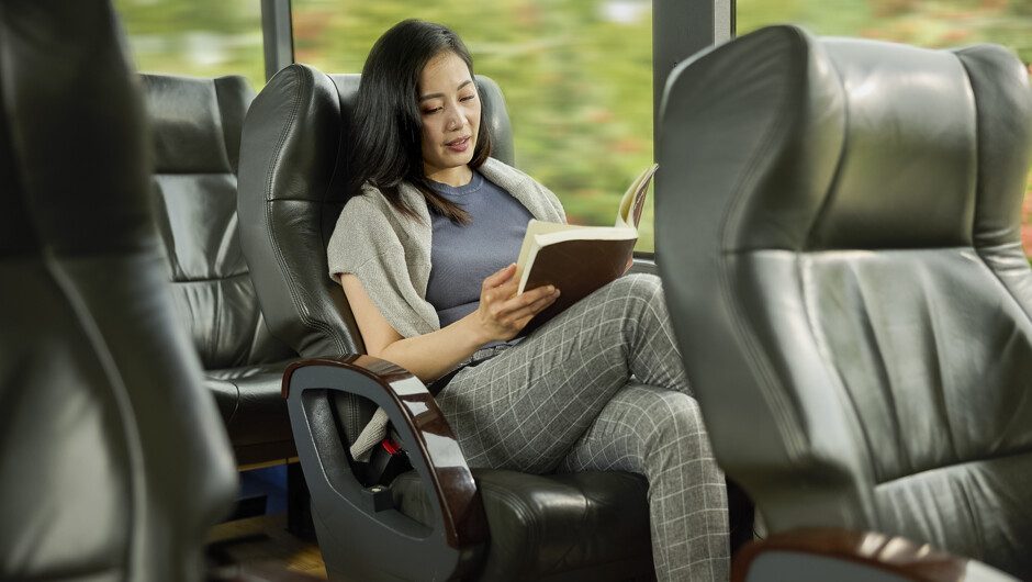 Wi-Fi & USB Charging Ports